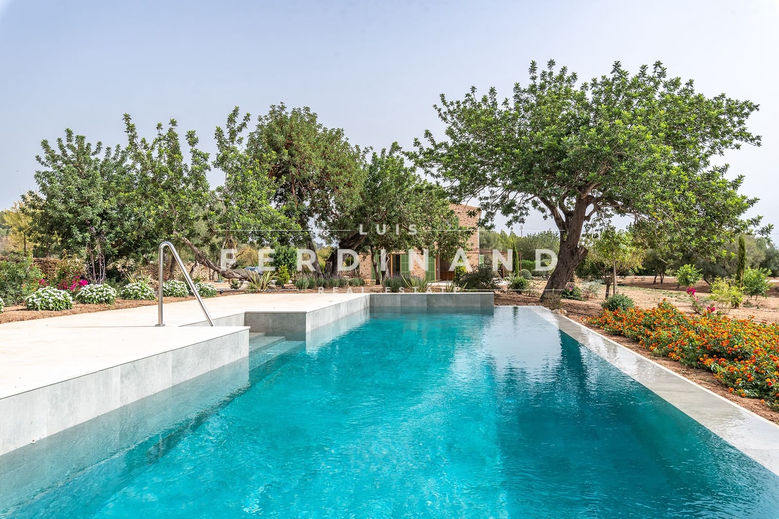 4 soveværelse Finca/Landehus til salg i Santa Maria del Cami med swimmingpool - € 5.900.000 (Ref: 7569878)