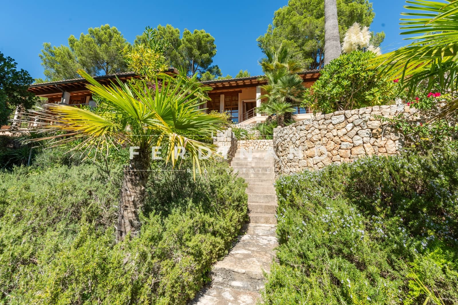 6 soverom Villa til salgs i Son Vida med svømmebasseng garasje - € 4 350 000 (Ref: 7827116)