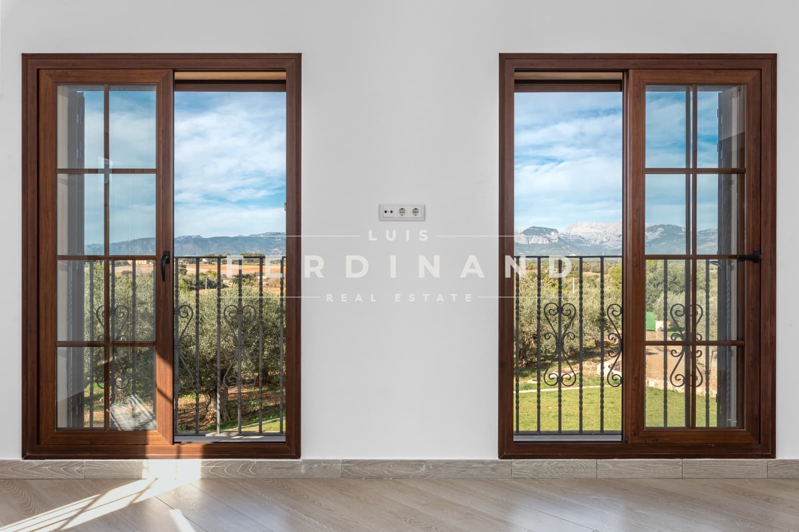 6 quarto Quinta/Casa Rural para venda em Sencelles com piscina garagem - 2 200 000 € (Ref: 8008071)