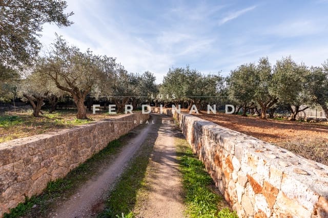 6 bedroom Finca/Country House for sale in Sencelles with pool garage - € 2,200,000 (Ref: 8008071)