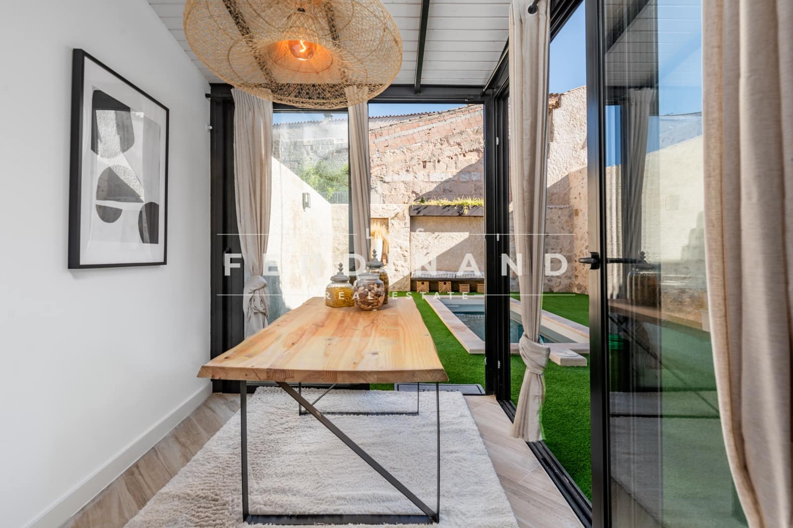 3 soveværelse Villa til salg i Sant Joan med swimmingpool - € 597.500 (Ref: 8309643)