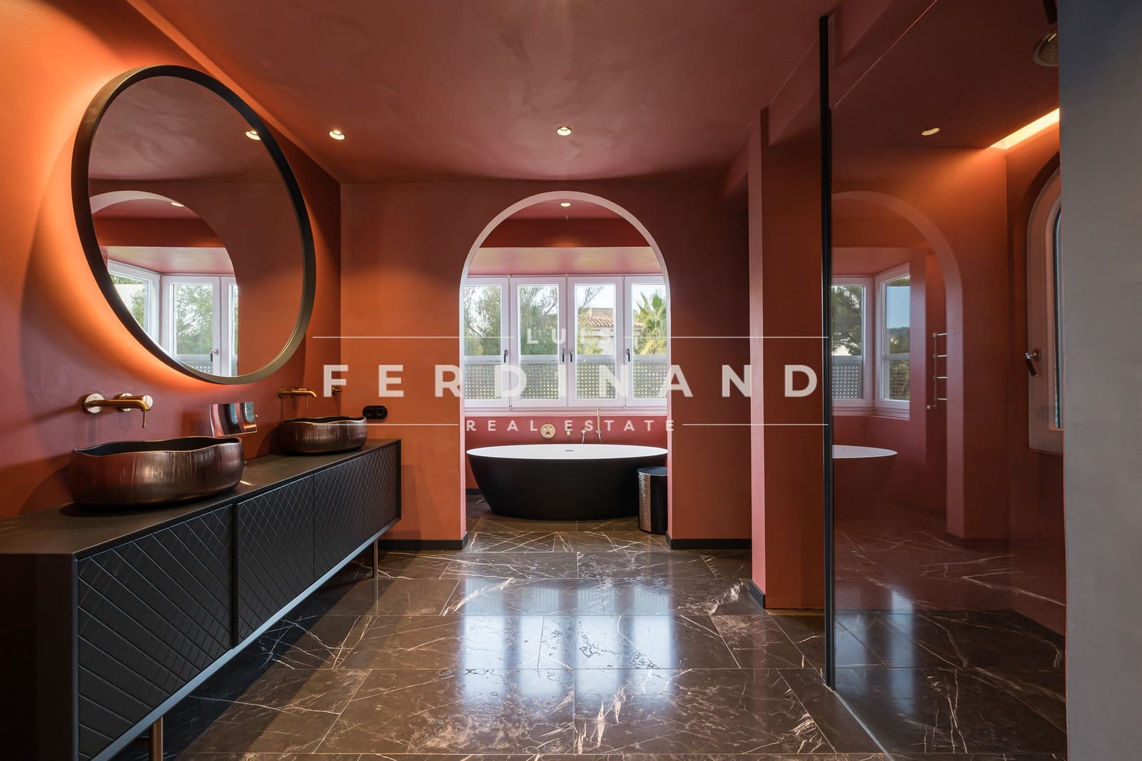 5 soveværelse Finca/Landehus til salg i Calvia med swimmingpool garage - € 6.300.000 (Ref: 8671245)