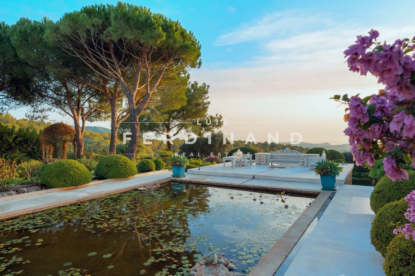 5 soveværelse Finca/Landehus til salg i Calvia med swimmingpool garage - € 6.300.000 (Ref: 8671245)