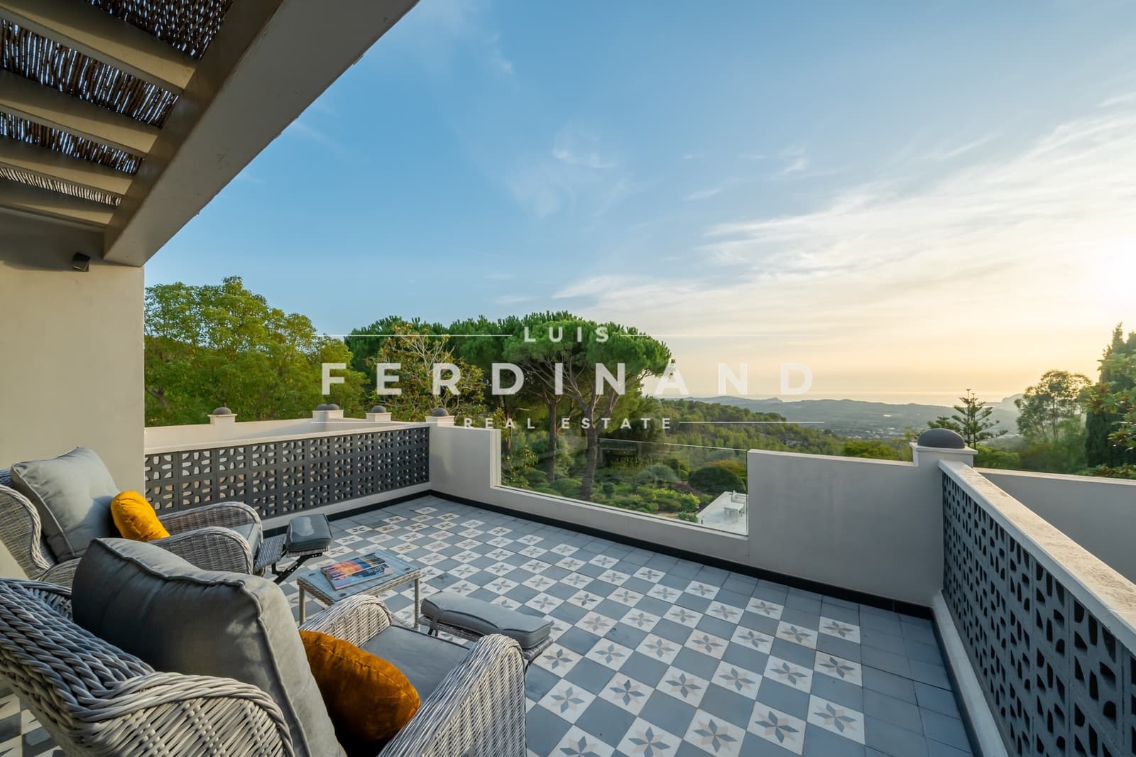 5 soveværelse Finca/Landehus til salg i Calvia med swimmingpool garage - € 6.300.000 (Ref: 8671245)