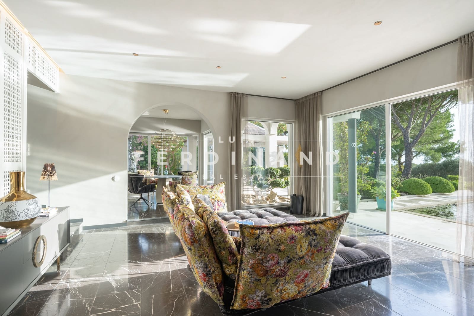 5 soveværelse Finca/Landehus til salg i Calvia med swimmingpool garage - € 6.300.000 (Ref: 8671245)