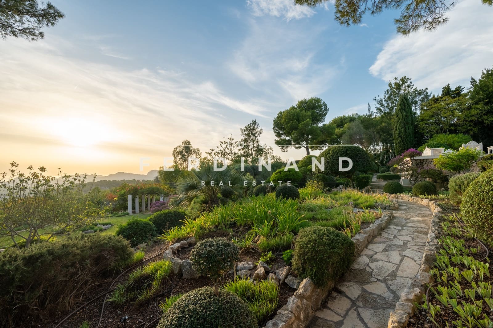 5 soveværelse Finca/Landehus til salg i Calvia med swimmingpool garage - € 6.300.000 (Ref: 8671245)