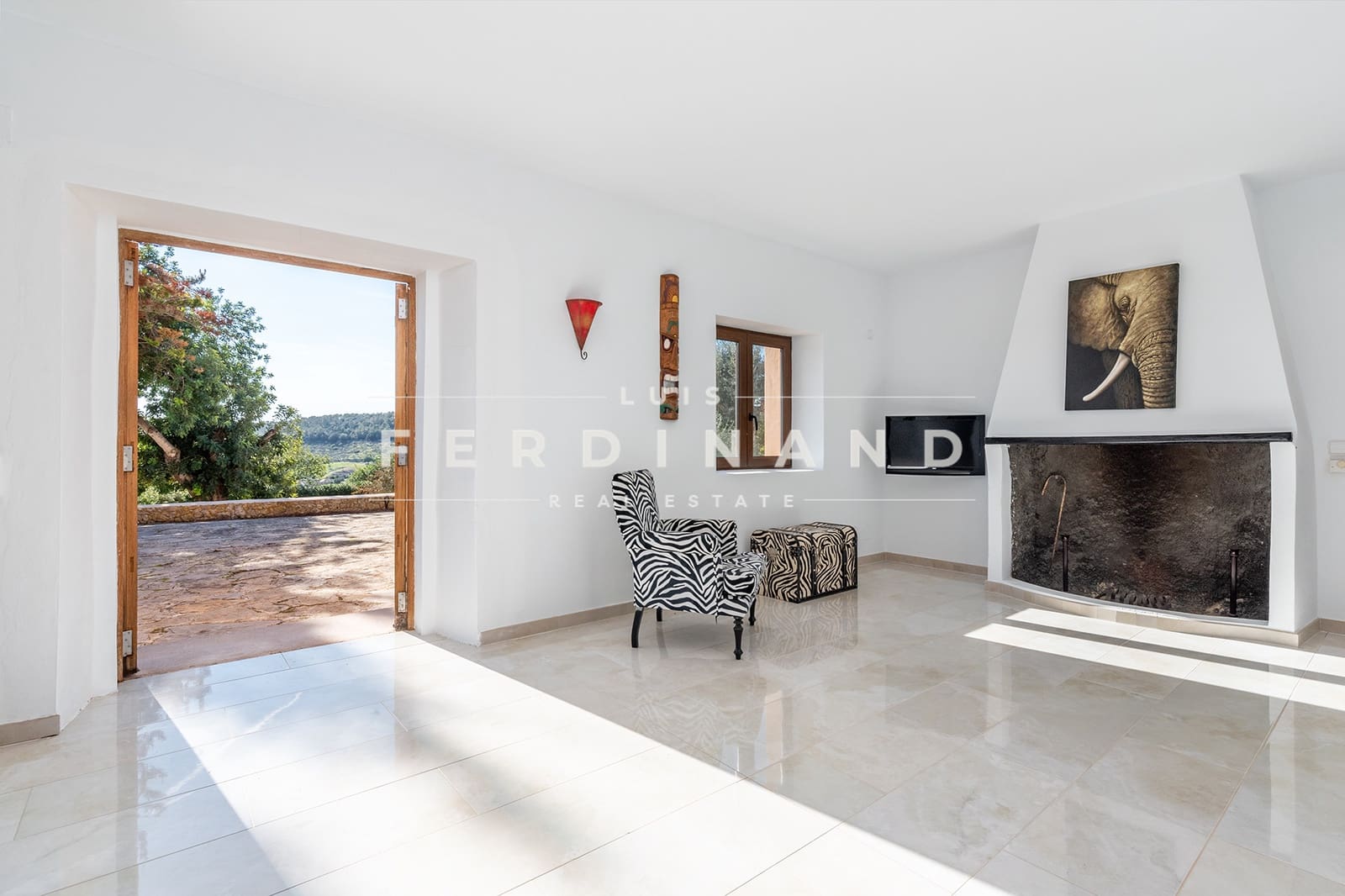 6 slaapkamer Finca/Landhuis te koop in Montuiri met zwembad garage - € 2.950.000 (Ref: 8800551)