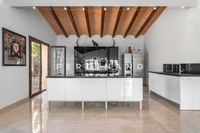 6 chambre Finca/Maison de Campagne à vendre à Montuïri avec piscine garage - 2 950 000 € (Ref: 8800551)