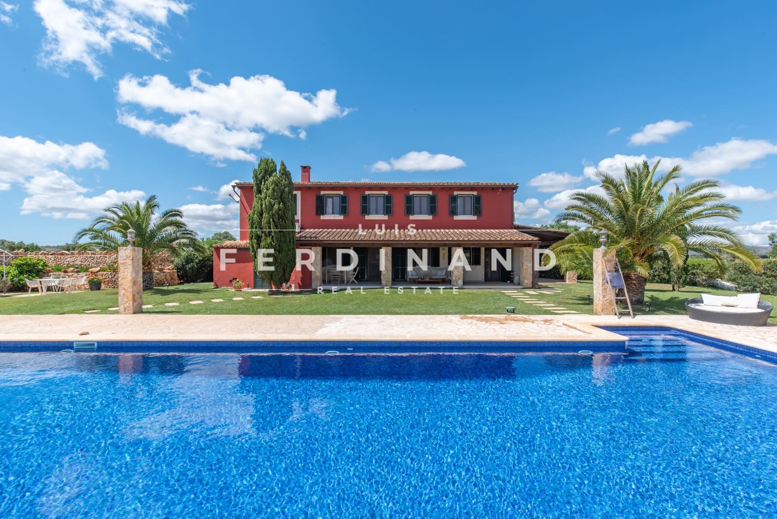 4 soverom Finca/Herregård til salgs i Campos med svømmebasseng - € 2 990 000 (Ref: 9107032)