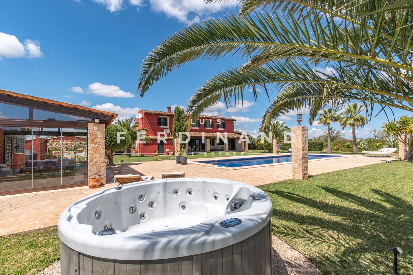 4 soverom Finca/Herregård til salgs i Campos med svømmebasseng - € 2 990 000 (Ref: 9107032)