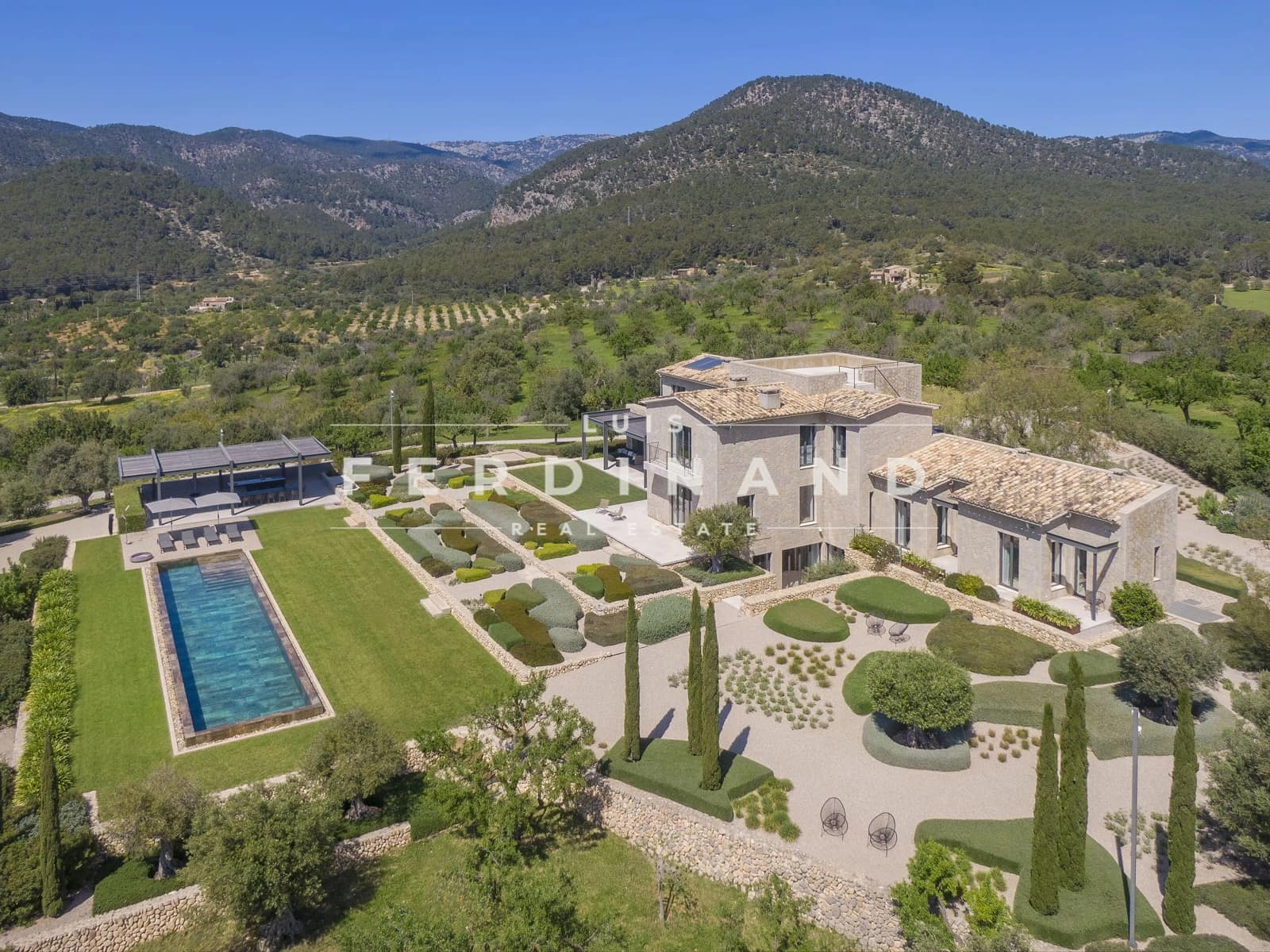 5 soveværelse Finca/Landehus til salg i Santa Maria del Cami med swimmingpool garage - € 16.200.000 (Ref: 9118018)