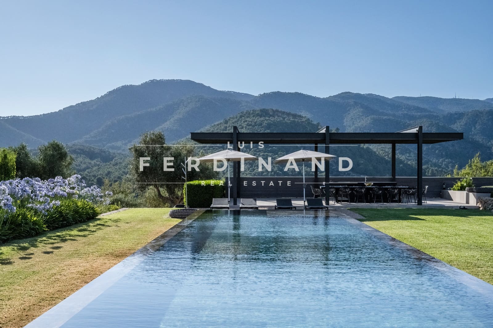 5 soveværelse Finca/Landehus til salg i Santa Maria del Cami med swimmingpool garage - € 16.200.000 (Ref: 9118018)