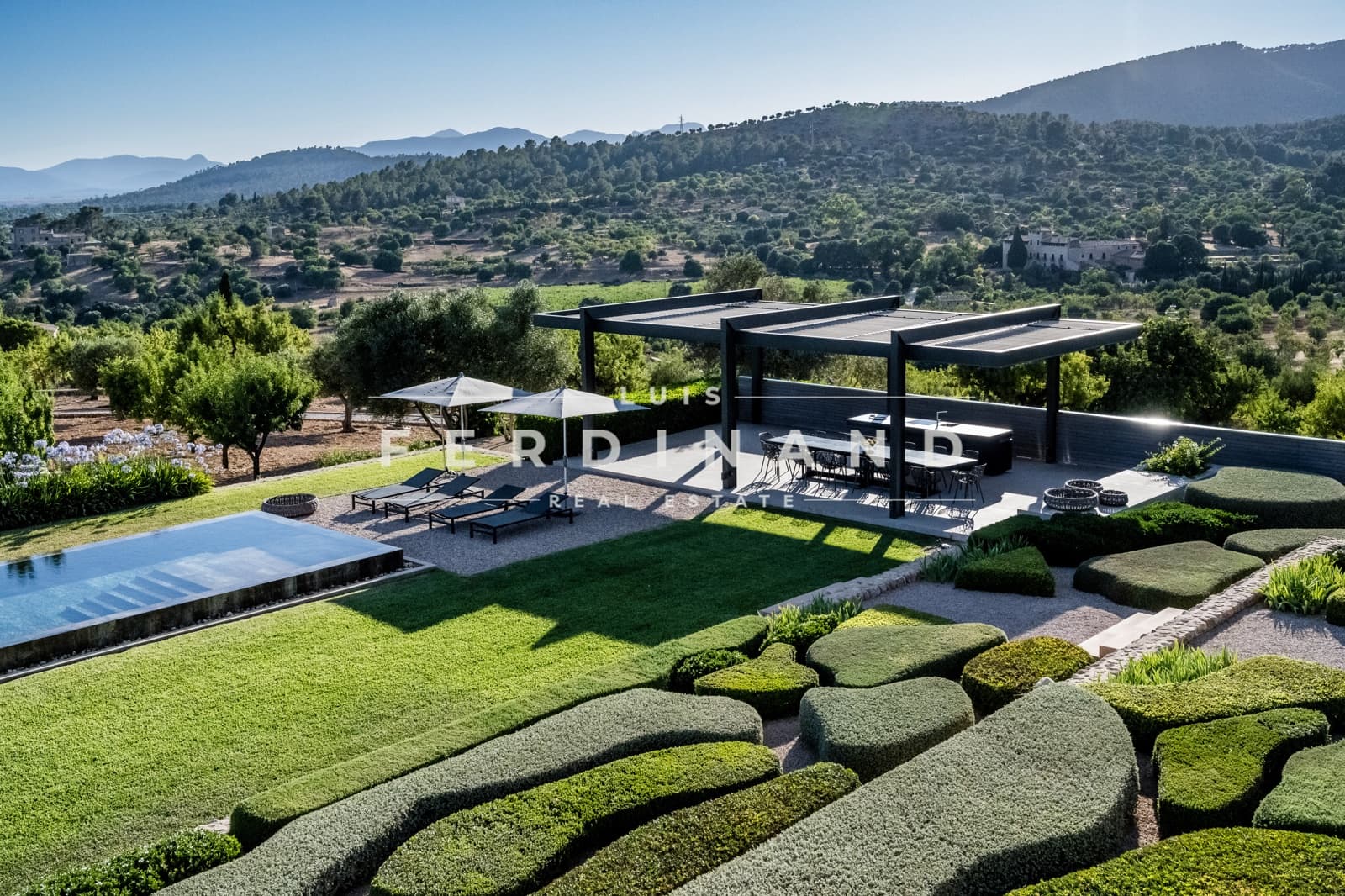 5 soveværelse Finca/Landehus til salg i Santa Maria del Cami med swimmingpool garage - € 16.200.000 (Ref: 9118018)