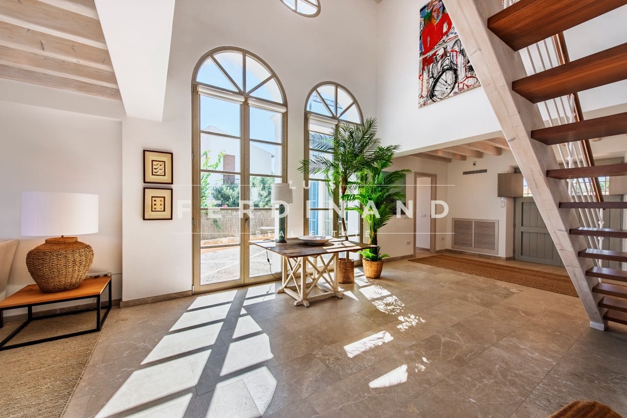 5 soverom Villa til salgs i Alcudia med svømmebasseng garasje - € 5 900 000 (Ref: 9261942)