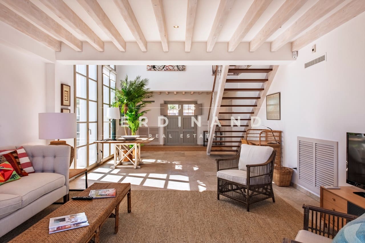 5 soverom Villa til salgs i Alcudia med svømmebasseng garasje - € 5 900 000 (Ref: 9261942)