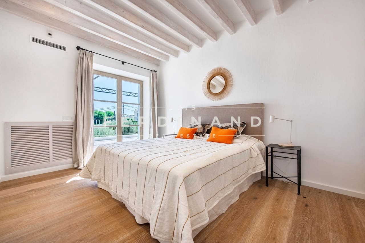 5 soverom Villa til salgs i Alcudia med svømmebasseng garasje - € 5 900 000 (Ref: 9261942)