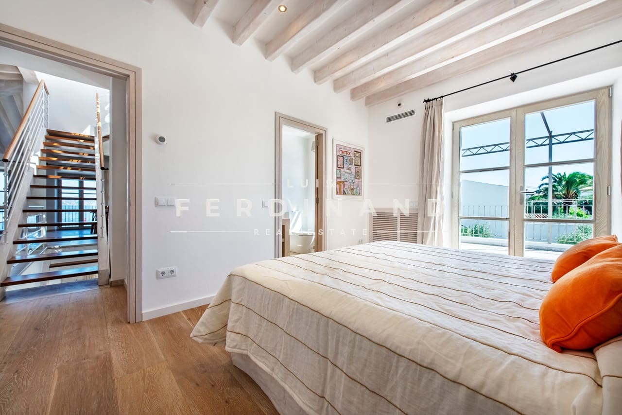 5 soverom Villa til salgs i Alcudia med svømmebasseng garasje - € 5 900 000 (Ref: 9261942)