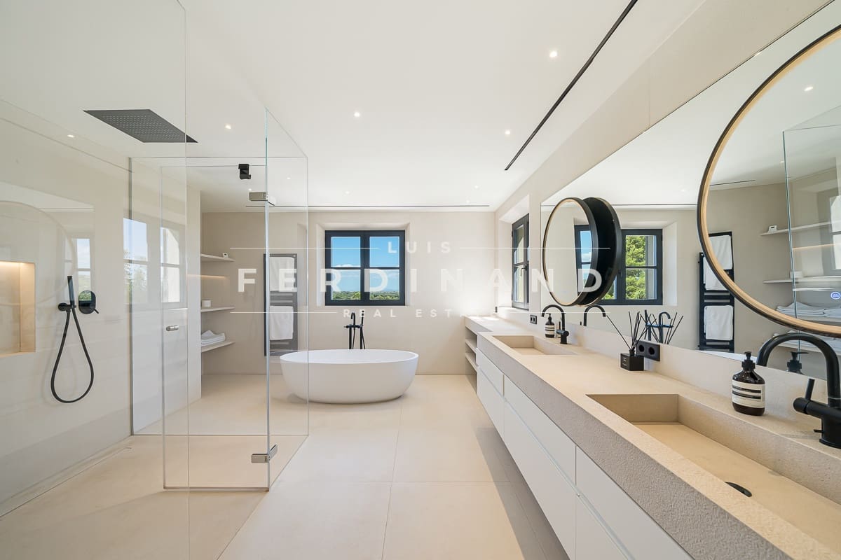 5 bedroom Finca/Country House for sale in Santa Maria del Cami with pool garage - € 11,500,000 (Ref: 9372071)