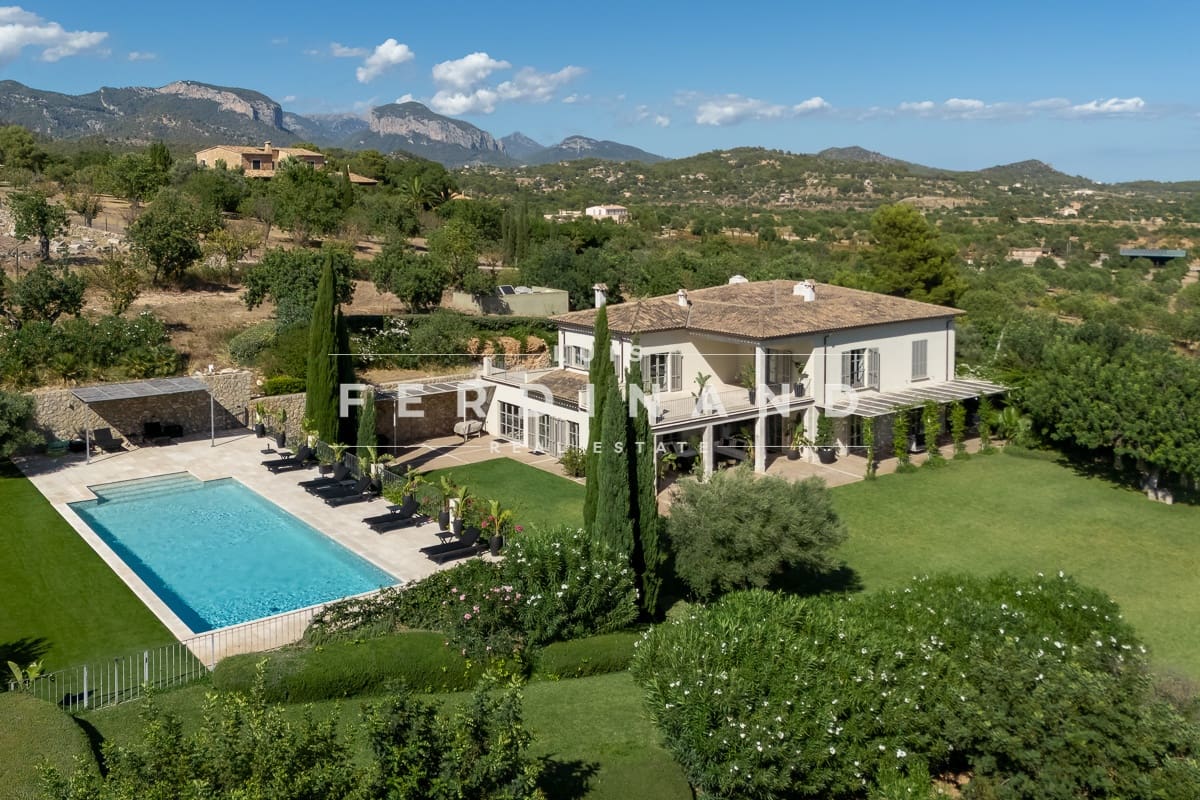 5 bedroom Finca/Country House for sale in Santa Maria del Cami with pool garage - € 11,500,000 (Ref: 9372071)