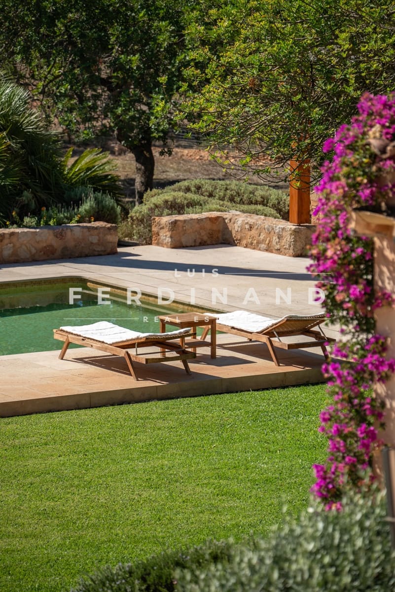 5 bedroom Finca/Country House for sale in Santa Maria del Cami with pool garage - € 6,600,000 (Ref: 9388170)