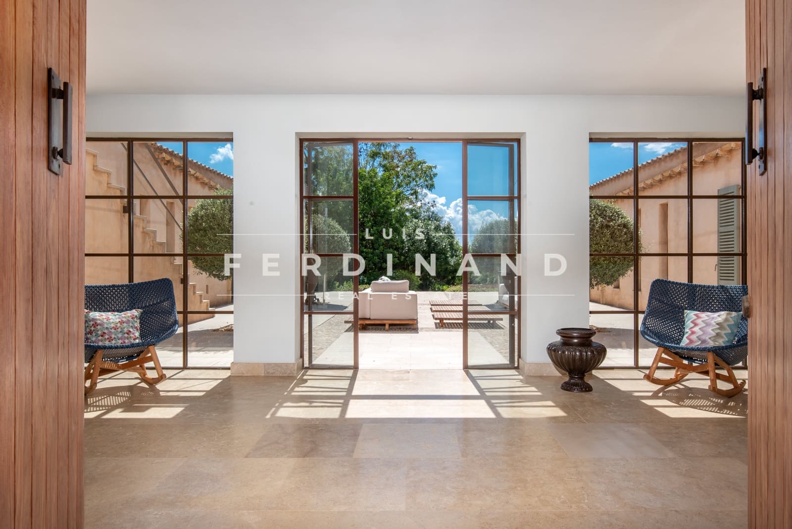 5 bedroom Finca/Country House for sale in Santa Maria del Cami with pool garage - € 6,600,000 (Ref: 9388170)