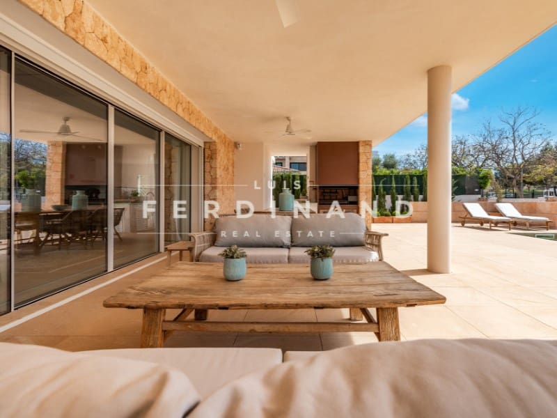 5 slaapkamer Villa te koop in Palma de Mallorca met zwembad - € 2.950.000 (Ref: 9650348)