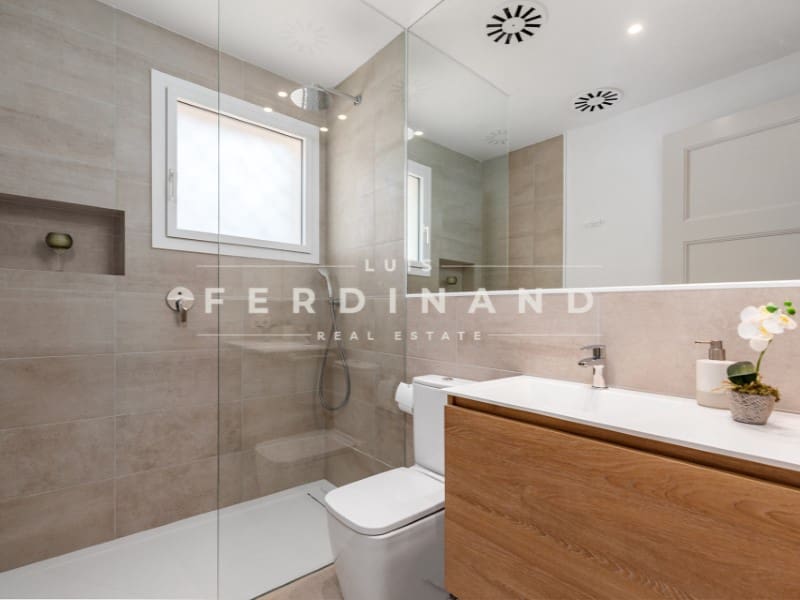 5 slaapkamer Villa te koop in Palma de Mallorca met zwembad - € 2.950.000 (Ref: 9650348)