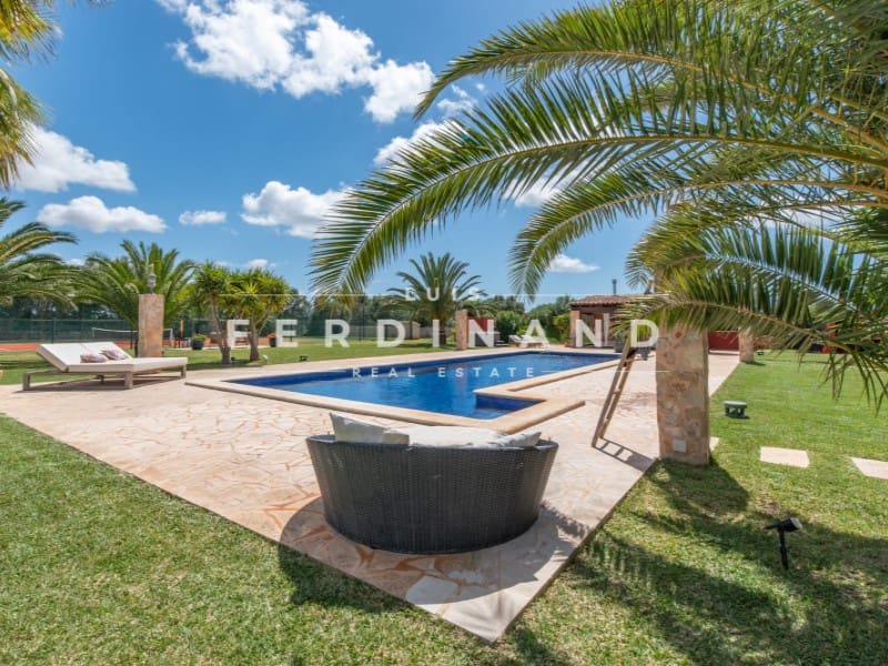 4 slaapkamer Finca/Landhuis te koop in Campos met zwembad - € 2.990.000 (Ref: 9651731)