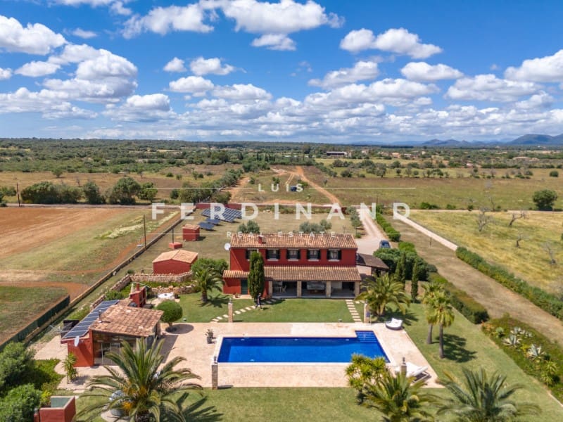 4 slaapkamer Finca/Landhuis te koop in Campos met zwembad - € 2.990.000 (Ref: 9651731)