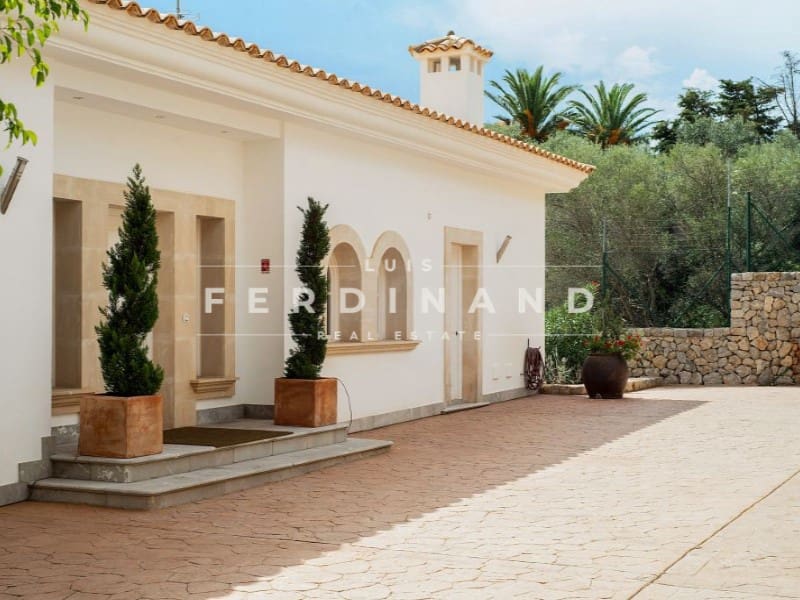 6 Zimmer Villa zu verkaufen in Palma de Mallorca mit Pool - 5.650.000 € (Ref: 9651735)