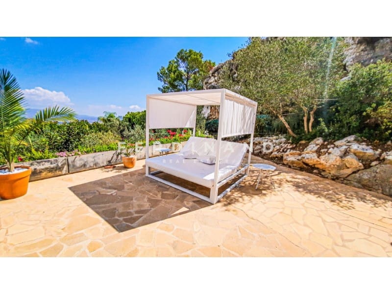 6 Zimmer Villa zu verkaufen in Palma de Mallorca mit Pool - 5.650.000 € (Ref: 9651735)