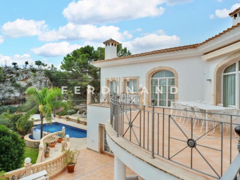 6 Zimmer Villa zu verkaufen in Palma de Mallorca mit Pool - 5.650.000 € (Ref: 9651735)