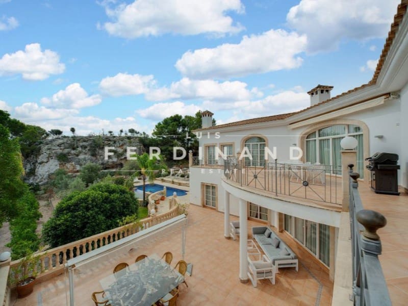 6 Zimmer Villa zu verkaufen in Palma de Mallorca mit Pool - 5.650.000 € (Ref: 9651735)