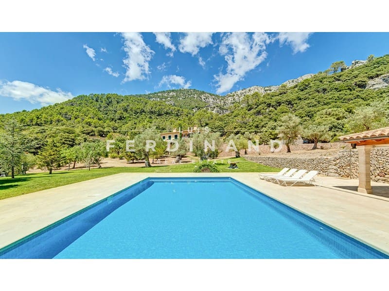 12 makuuhuone Maalaistalo myytävänä paikassa Bunyola mukana uima-altaan - 6 800 000 € (Ref: 9651738)