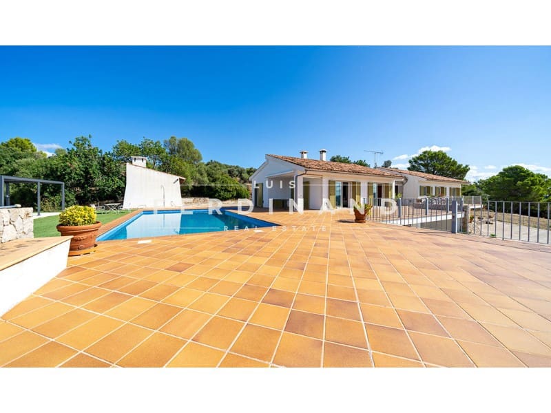 Finca/Casa Rural de 10 habitaciones en Santa María del Camí en venta con piscina - 3.950.000 € (Ref: 9651742)