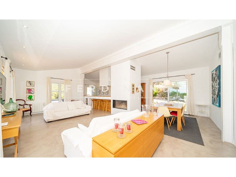 Finca/Casa Rural de 10 habitaciones en Santa María del Camí en venta con piscina - 3.950.000 € (Ref: 9651742)