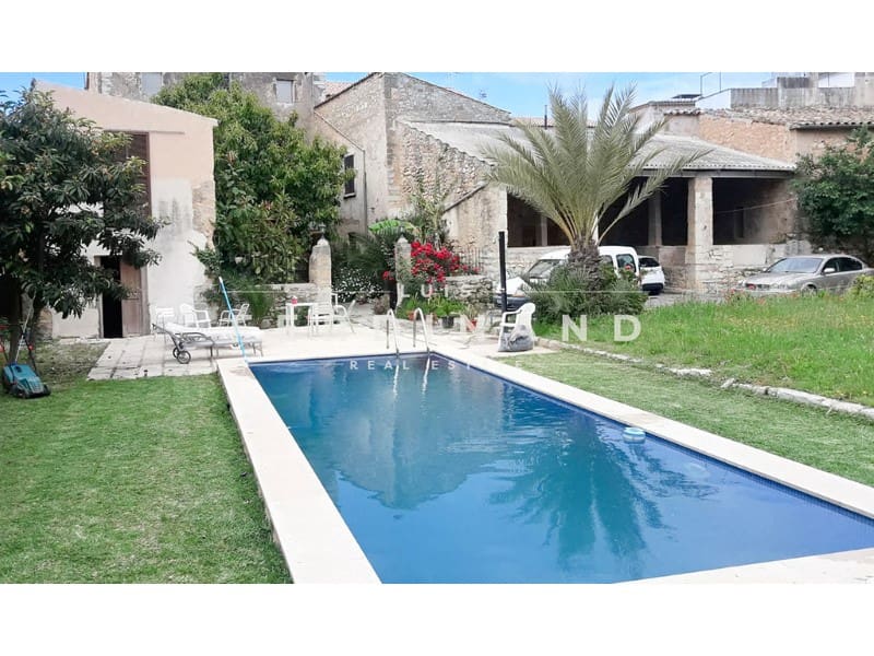 15 soveværelse Byhus til salg i Binissalem med swimmingpool - € 1.900.000 (Ref: 9651744)