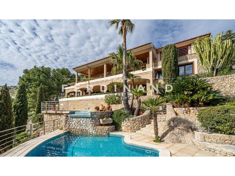 5 slaapkamer Villa te koop in Pollensa / Pollenca met zwembad - € 3.500.000 (Ref: 9651745)