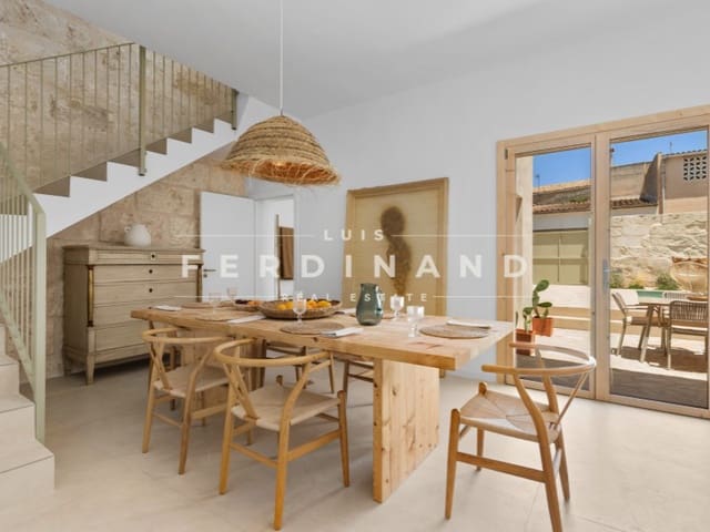 Casa de 3 habitaciones en María de la Salud / María de la Salut en venta con piscina garaje - 990.000 € (Ref: 9651755)