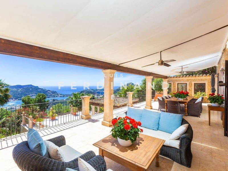 6 soveværelse Villa til salg i Puerto de Andratx med swimmingpool - € 9.800.000 (Ref: 9651756)