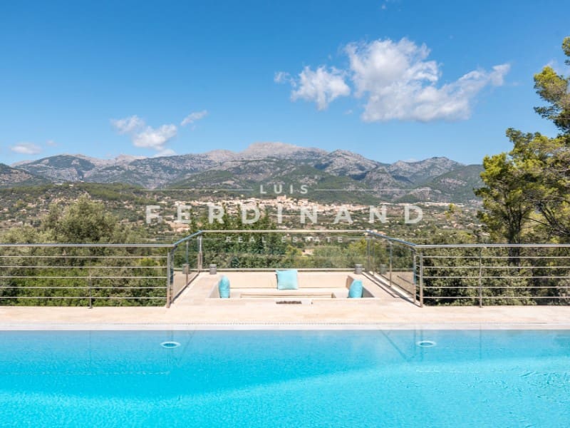 7 soveværelse Finca/Landehus til salg i Selva med swimmingpool - € 4.990.000 (Ref: 9651757)