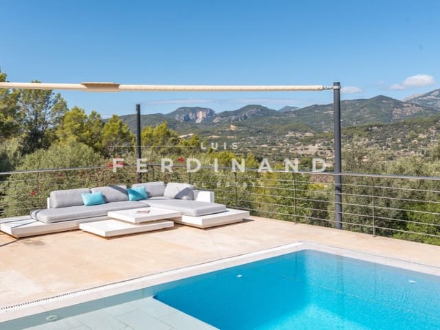 7 soveværelse Finca/Landehus til salg i Selva med swimmingpool - € 4.990.000 (Ref: 9651757)