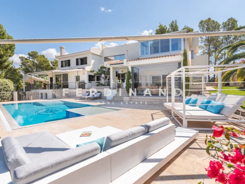 7 soveværelse Finca/Landehus til salg i Selva med swimmingpool - € 4.990.000 (Ref: 9651757)