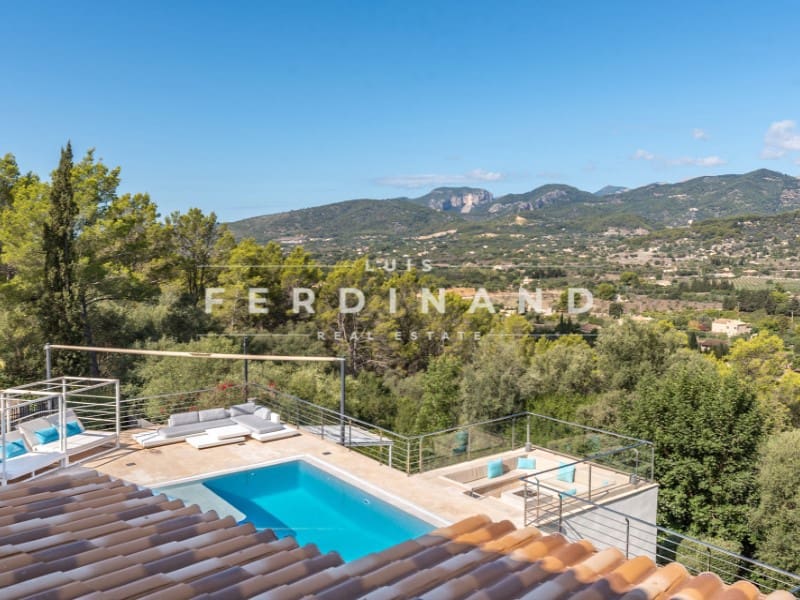 7 soveværelse Finca/Landehus til salg i Selva med swimmingpool - € 4.990.000 (Ref: 9651757)