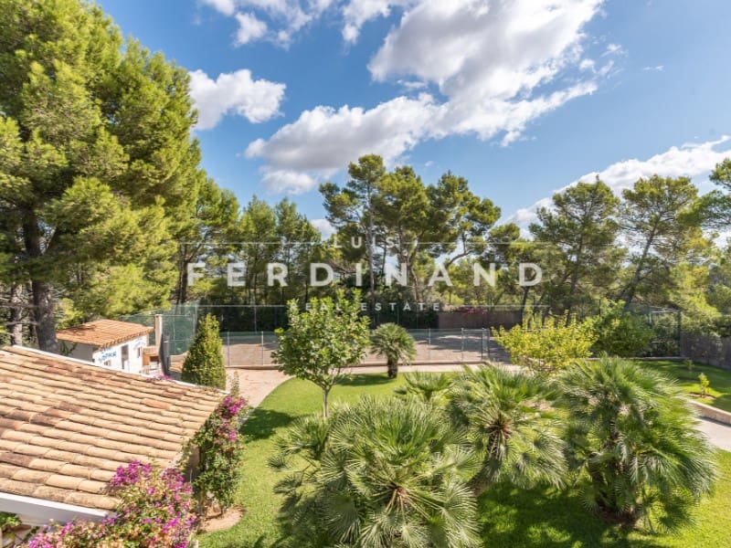 7 soveværelse Finca/Landehus til salg i Selva med swimmingpool - € 4.990.000 (Ref: 9651757)