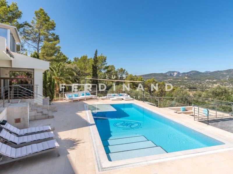 7 soveværelse Finca/Landehus til salg i Selva med swimmingpool - € 4.990.000 (Ref: 9651757)