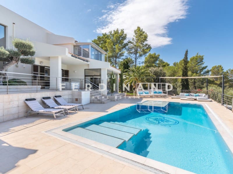 7 soveværelse Finca/Landehus til salg i Selva med swimmingpool - € 4.990.000 (Ref: 9651757)