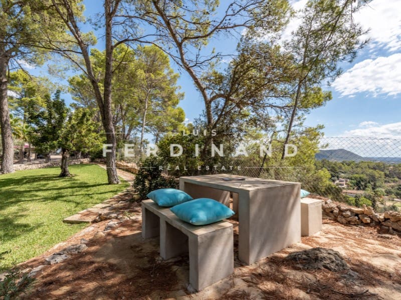 7 soveværelse Finca/Landehus til salg i Selva med swimmingpool - € 4.990.000 (Ref: 9651757)