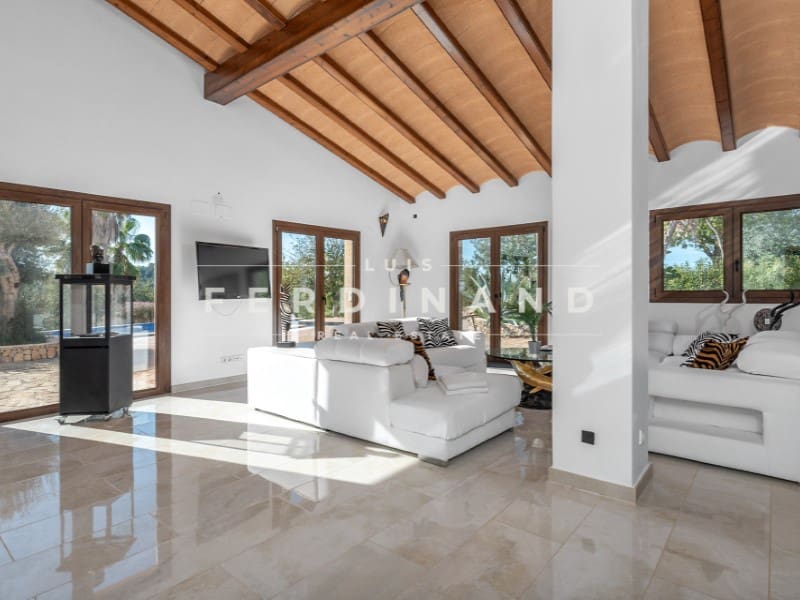 5 sovrum Finca/Hus på landet till salu i Montuiri med pool - 2 950 000 € (Ref: 9651762)