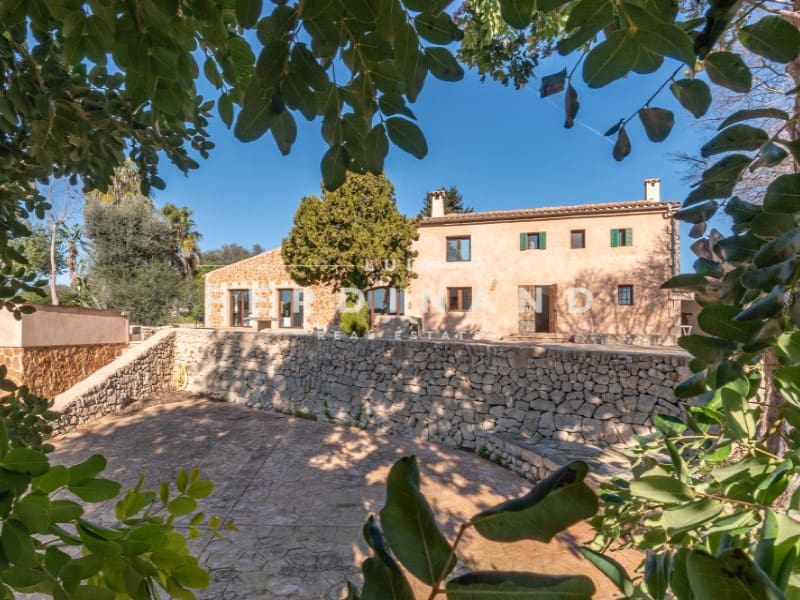 5 sovrum Finca/Hus på landet till salu i Montuiri med pool - 2 950 000 € (Ref: 9651762)